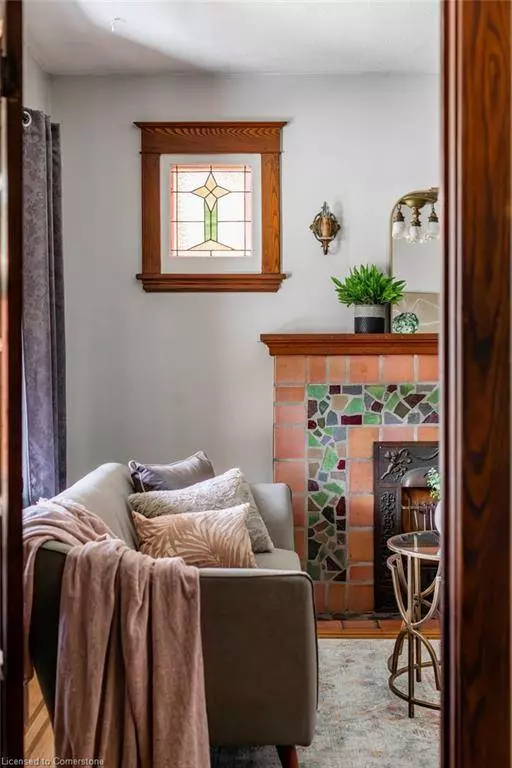 495 Dundurn Street S, Hamilton, ON L8P 4M2