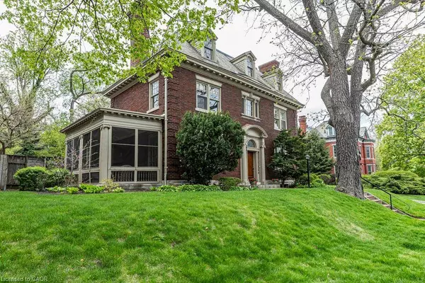 45 Markland Street, Hamilton, ON L8P 2J5