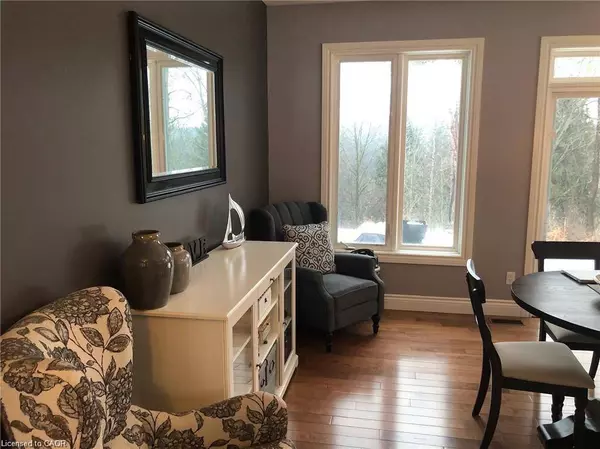 1387 Milburough Line, Carlisle, ON L0P 1B0