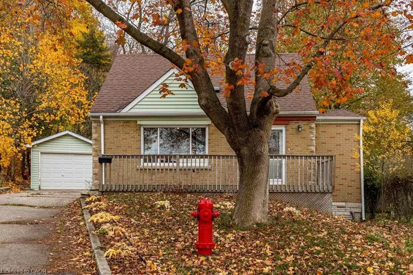 10 Janis Court, Dundas, ON L9H 1S9