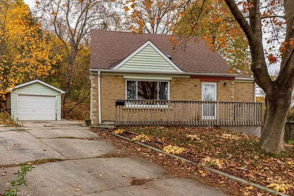 10 Janis Court, Dundas, ON L9H 1S9