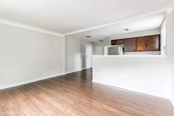 118 St. Joseph's Drive #404, Hamilton, ON L8N 2E7