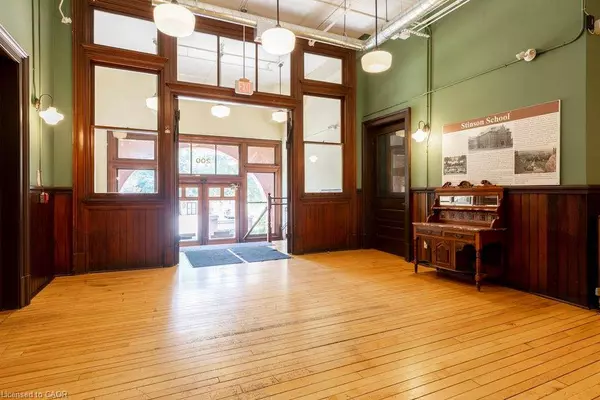 200 Stinson Street #217, Hamilton, ON L8N 4J5