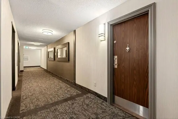 75 Queen Street N #701, Hamilton, ON L8R 3J3
