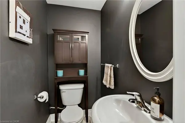 1862 Burnhamthorpe Road, Mississauga, ON L4X 2S5