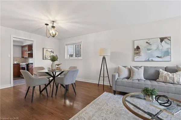 2391 Arnold Crescent, Burlington, ON L7F 4J2