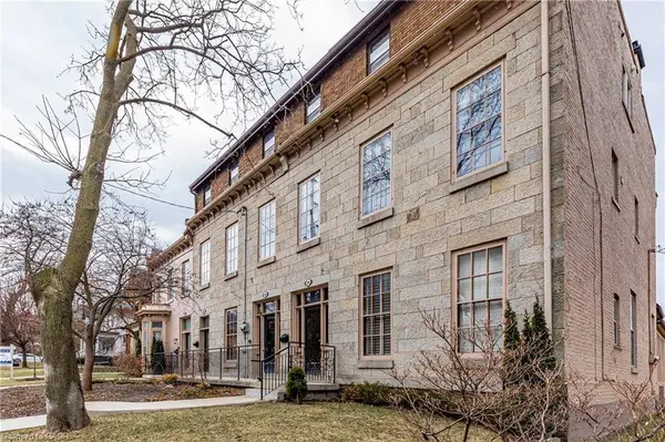 212 Bay Street S, Hamilton, ON L8P 3J1