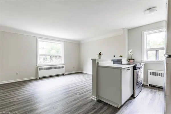 118 St. Joseph's Drive #303, Hamilton, ON L8N 2E7