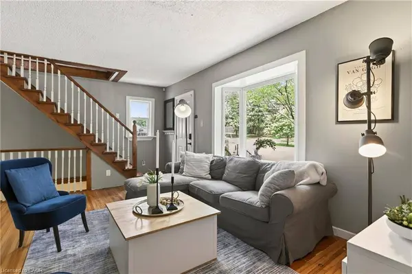 7 East Street N, Dundas, ON L9H 1N6