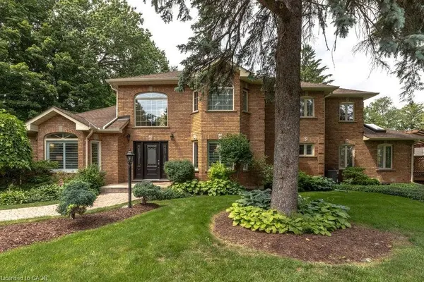 3 Lovers Lane, Ancaster, ON L9G 1G4