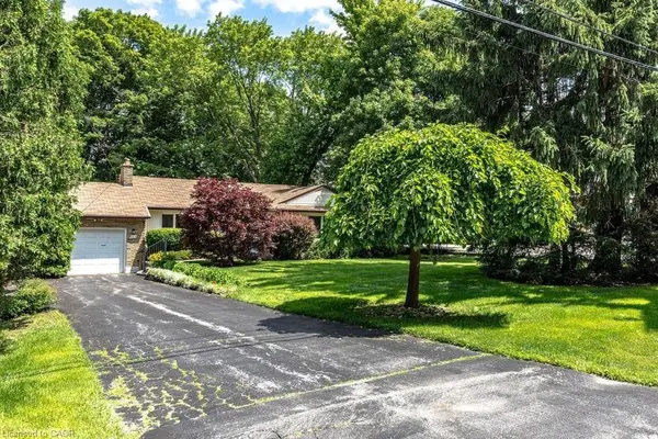 803 Montgomery Drive, Ancaster, ON L9G 3H6