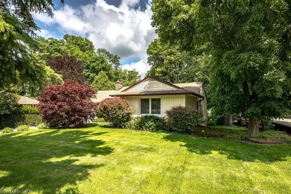 803 Montgomery DR, Ancaster, ON L9G 3H6