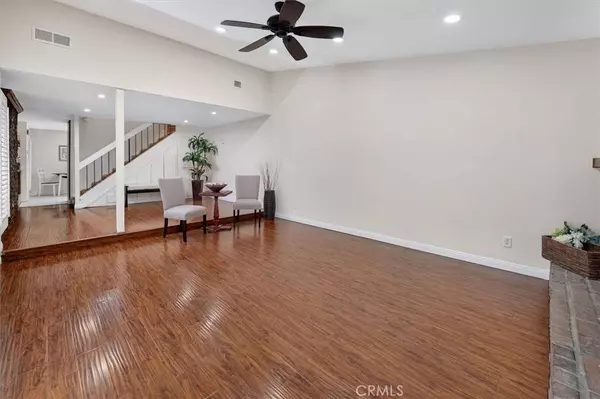 22238 James Alan, Chatsworth, CA 91311