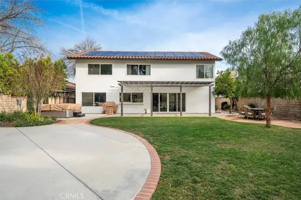 25307 Avenida Ronada, Valencia, CA 91355