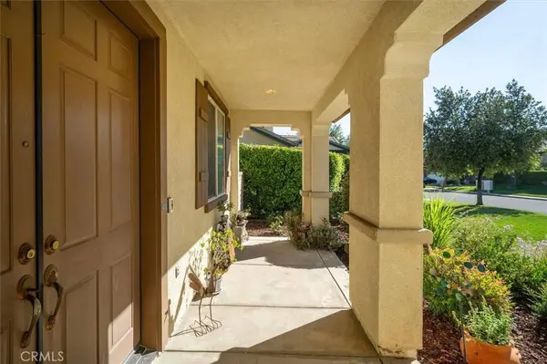 29370 Las Brisas, Valencia, CA 91354