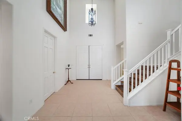 29370 Las Brisas, Valencia, CA 91354