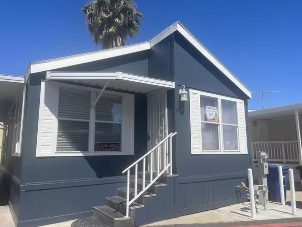 255 E Bradley AVE #SPC 79, El Cajon, CA 92021