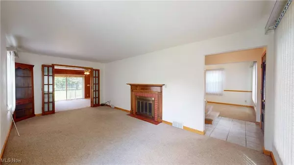 2844 Highland AVE, Poland, OH 44514