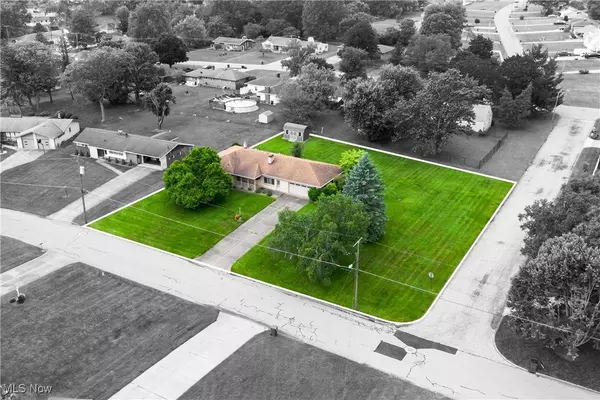 54 Creed CIR, Campbell, OH 44405