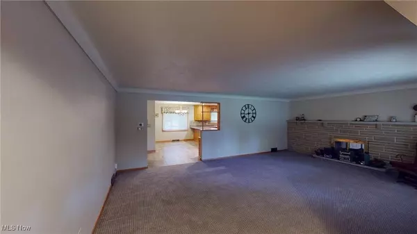 54 Creed CIR, Campbell, OH 44405