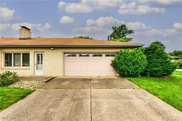 54 Creed CIR, Campbell, OH 44405