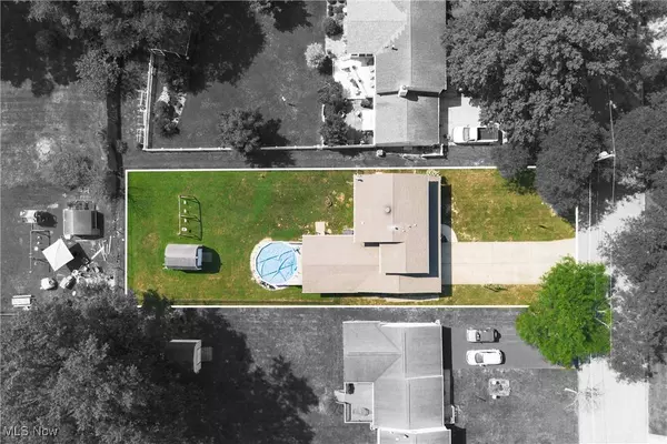 841 Oregon AVE, Mcdonald, OH 44437