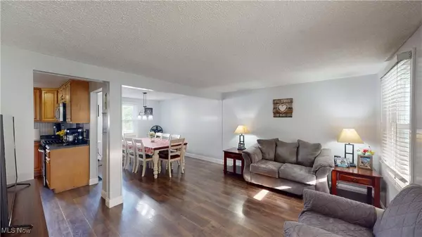 841 Oregon AVE, Mcdonald, OH 44437