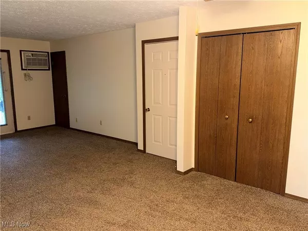 46 Carter CIR #3, Boardman, OH 44512