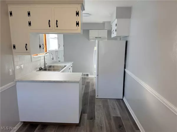 1334 Aberdeen AVE, Youngstown, OH 44502