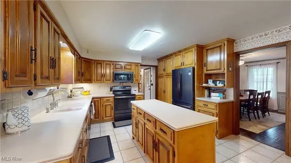 13752 Columbiana Canfield RD, Columbiana, OH 44408