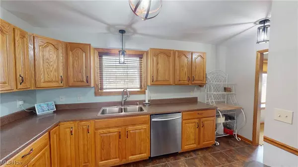 419 N Turner RD, Austintown, OH 44515