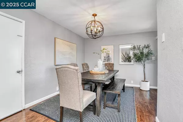 3117 Meadowbrook Dr, Concord, CA 94519