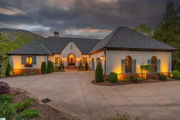 281 Foggy Cut Lane, Landrum, SC 29356