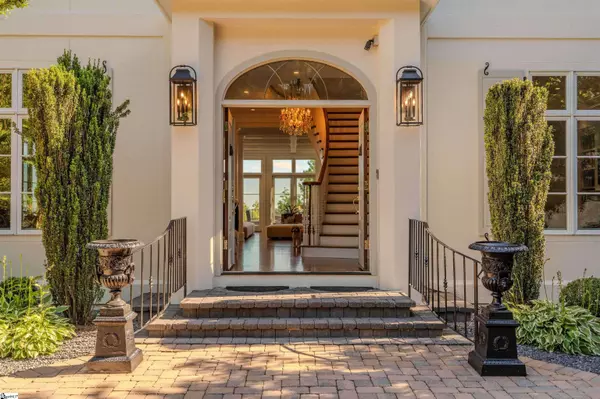 8 Fair Cliff Court, Landrum, SC 29356