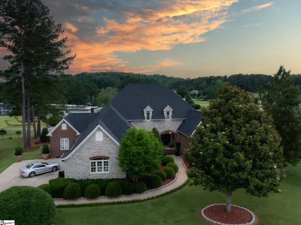 28 Laurel Crest Lane, Travelers Rest, SC 29690