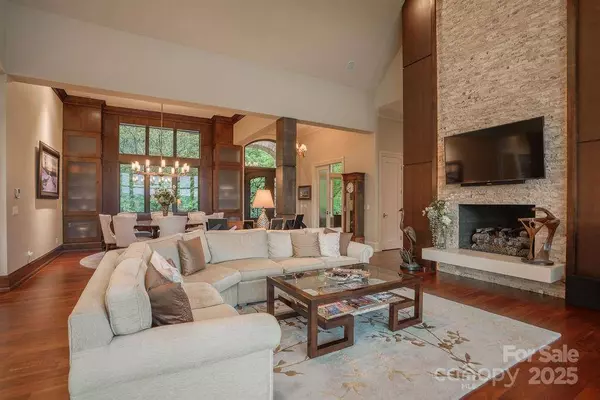 15 Water View CT, Travelers Rest, SC 29690