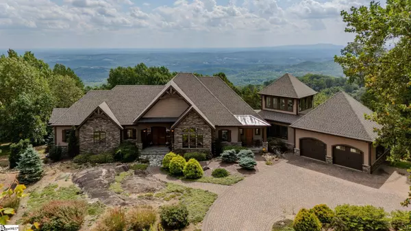 10 Night Hawk Way, Landrum, SC 29356