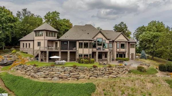 10 Night Hawk Way, Landrum, SC 29356