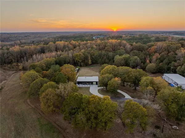 116 Allgood RD, Pendleton, SC 29670