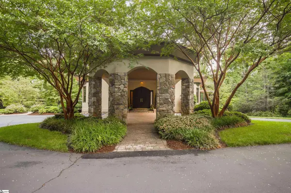10 Spring Creek Trail, Landrum, SC 29356