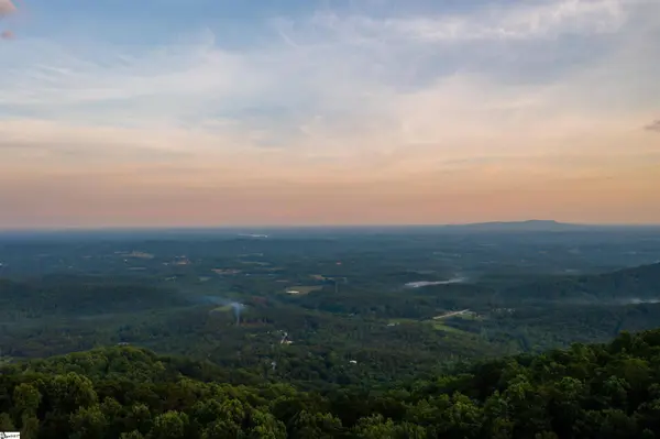 10 Spring Creek Trail, Landrum, SC 29356