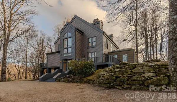 42 Wild Magnolia WAY, Zirconia, NC 28790