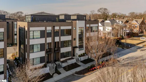 611 N Main Street, Greenville, SC 29601