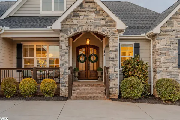 213 Kittansett Court, Taylors, SC 29687