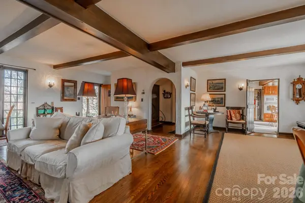 130 Stone Ridge LN, Tryon, NC 28782