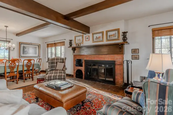 130 Stone Ridge LN, Tryon, NC 28782