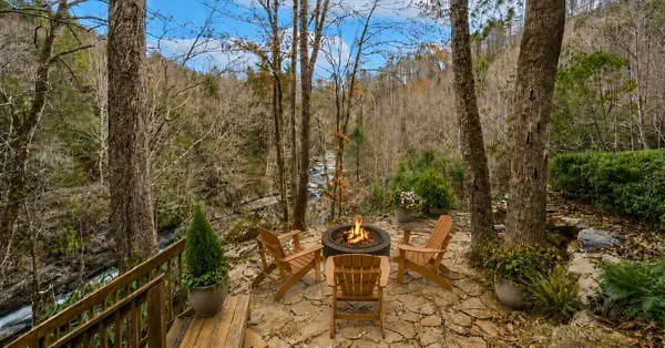 102 Granny Gear RD, Sunset, SC 29685