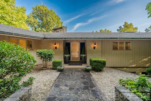 1225 Hogback Mountain RD, Tryon, NC 28782