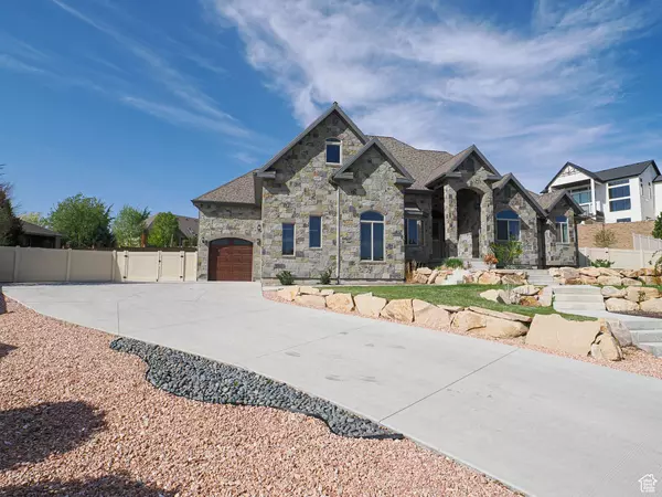 1061 W ALPINE RIDGE CIR S, West Jordan, UT 84088