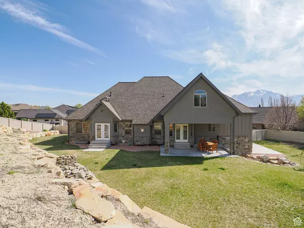 1061 W ALPINE RIDGE CIR S, West Jordan, UT 84088